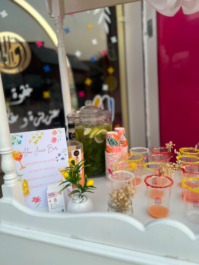 Alou Juice Bar Mobile Cart